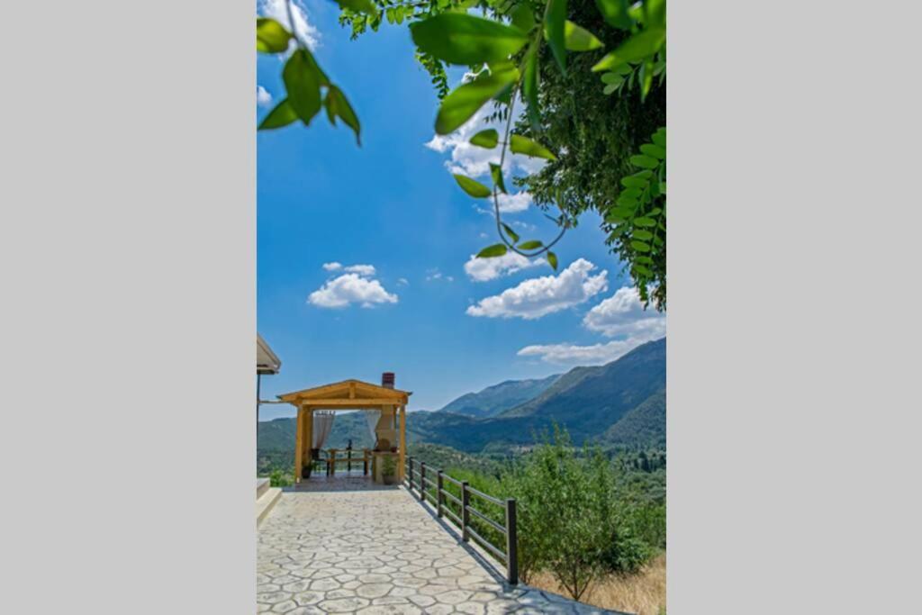 Ostria House Villa Pinakokhorion Bagian luar foto