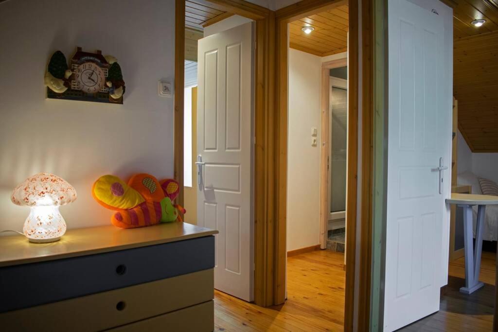 Ostria House Villa Pinakokhorion Bagian luar foto